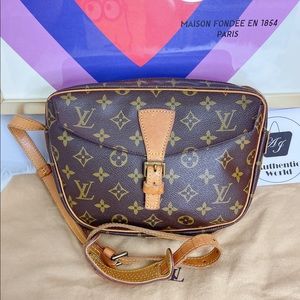 Authentic Louis Vuitton Vintage Jeune Fille GM crossbody bag